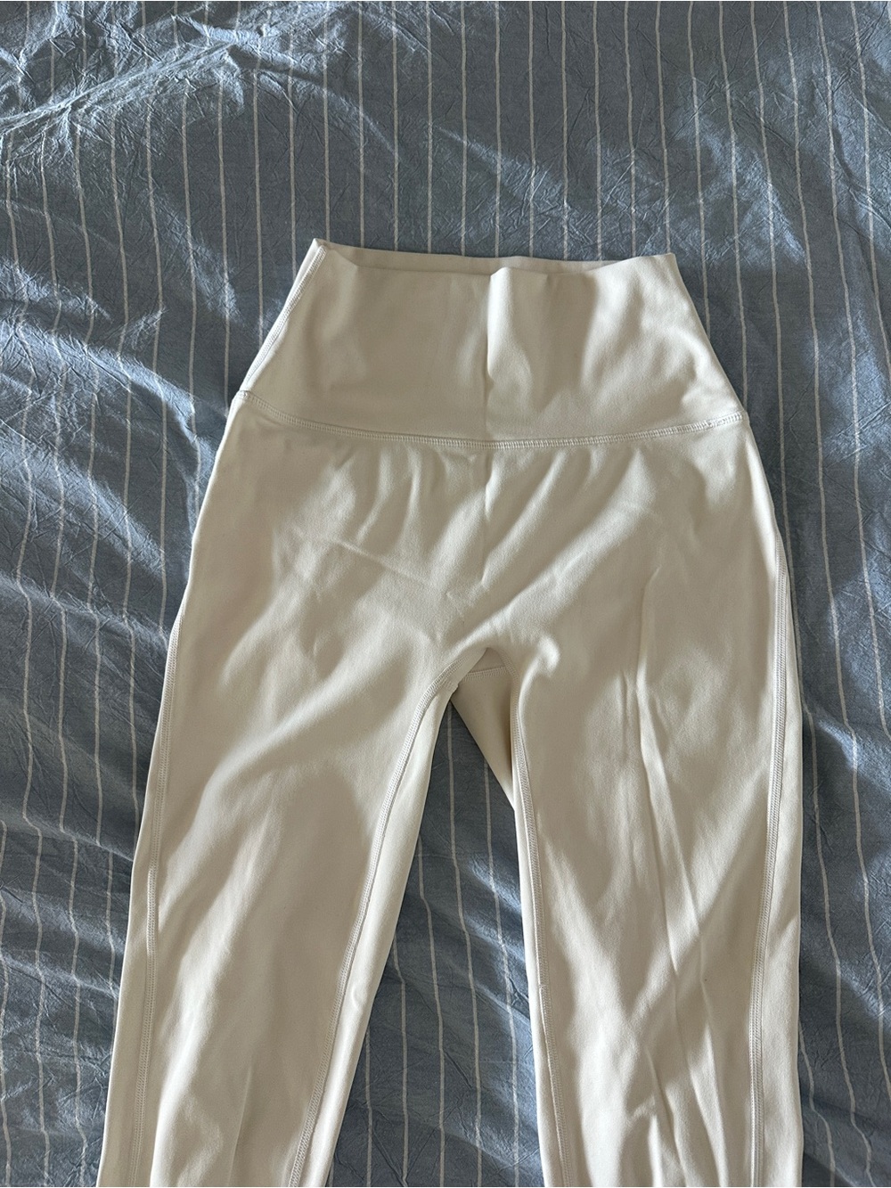 Set Active Off White Set - Picture 2 of 5